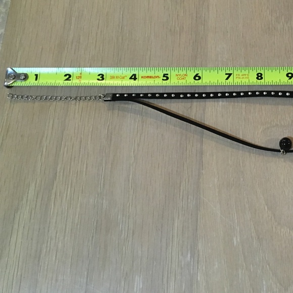 💥 CLEARANCE Silver Studded Pendant Double Choker - Picture 3 of 4